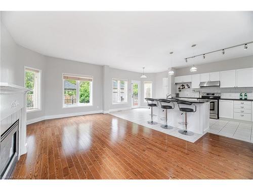 2676 Castle Hill Crescent, Oakville, ON - Indoor