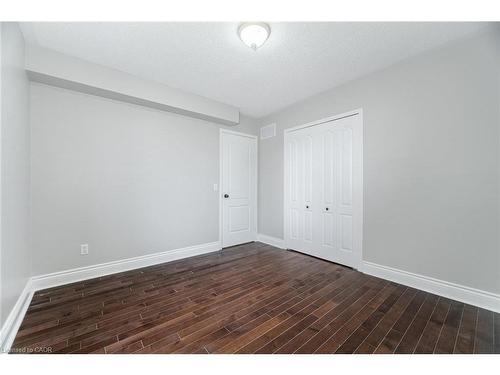 2676 Castle Hill Crescent, Oakville, ON - Indoor Photo Showing Other Room