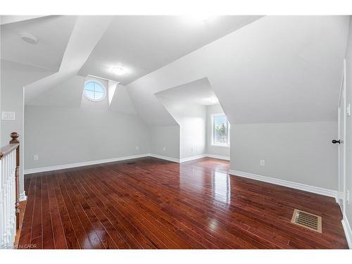 2676 Castle Hill Crescent, Oakville, ON - Indoor Photo Showing Other Room