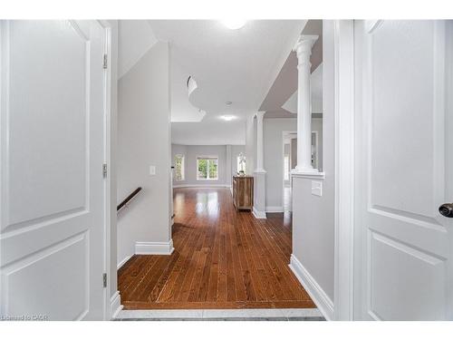 2676 Castle Hill Crescent, Oakville, ON - Indoor Photo Showing Other Room