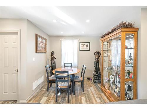 199 Kimberly Drive, Hamilton, ON - Indoor Photo Showing Dining Room