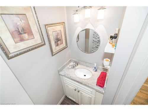 199 Kimberly Drive, Hamilton, ON - Indoor Photo Showing Bathroom