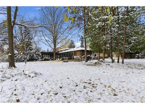 16 Freeland Court, Hamilton, ON - Outdoor