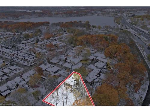 16 Freeland Court, Hamilton, ON - Outdoor With View