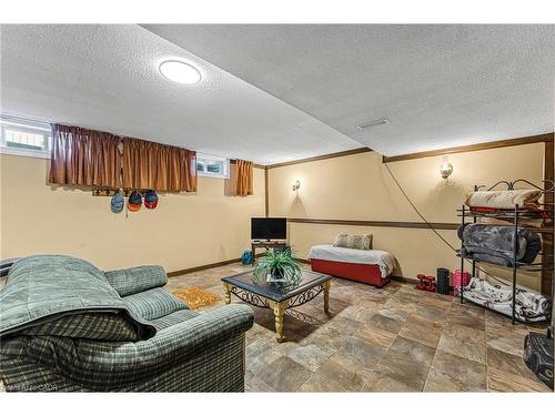 141 Riverbank Drive, Cambridge, ON - Indoor