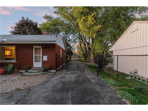 141 Riverbank Drive, Cambridge, ON - Outdoor With Exterior