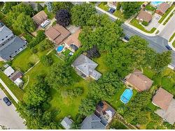 879 West 5th Street  Hamilton, ON L9C 5R4