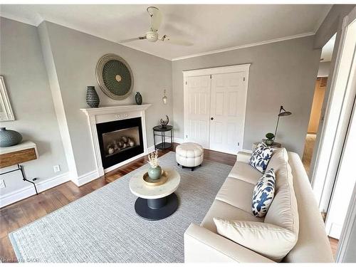 5-144 Locke Street S, Hamilton, ON - Indoor Photo Showing Living Room With Fireplace