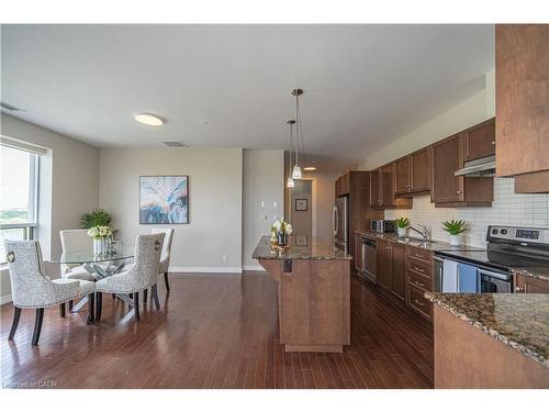 501-223 Erb Street W, Waterloo, ON - Indoor