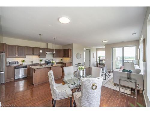 501-223 Erb Street W, Waterloo, ON - Indoor