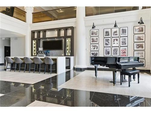 916-118 King Street E, Hamilton, ON - Indoor