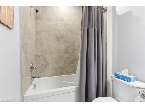 916-118 King Street E, Hamilton, ON - Indoor Photo Showing Bathroom