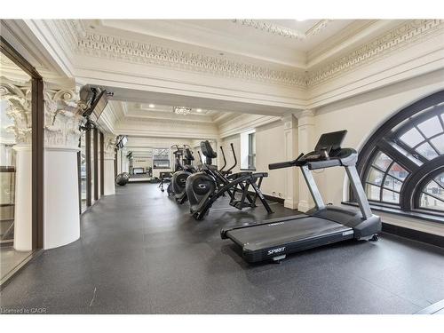916-118 King Street E, Hamilton, ON - Indoor Photo Showing Gym Room