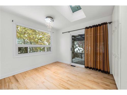 1-79 Central Drive, Hamilton, ON - Indoor Photo Showing Other Room