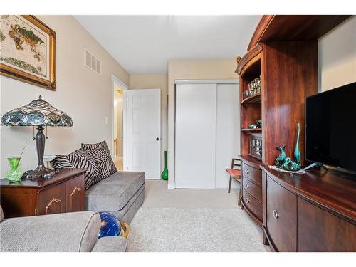 41-250 Ainslie Street S, Cambridge, ON - Indoor