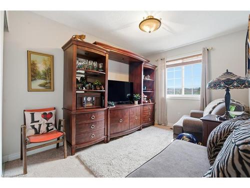 41-250 Ainslie Street S, Cambridge, ON - Indoor