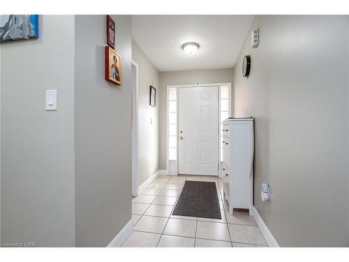 57 Hannon Crescent, Hamilton, ON - Indoor Photo Showing Other Room