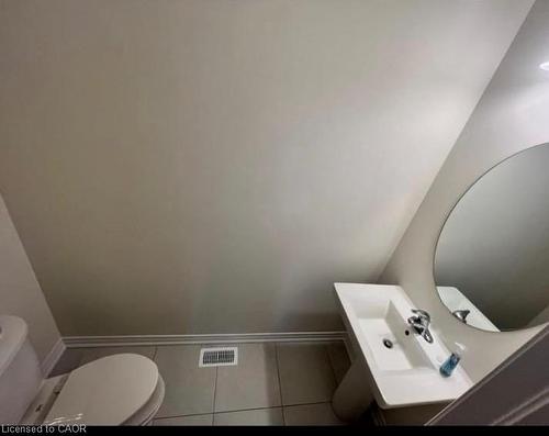 151 Broadacre Drive, Kitchener, ON - Indoor Photo Showing Bathroom