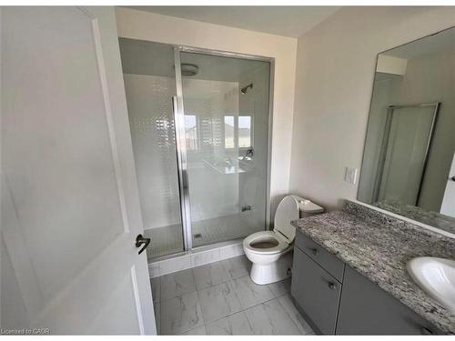151 Broadacre Drive, Kitchener, ON - Indoor Photo Showing Bathroom