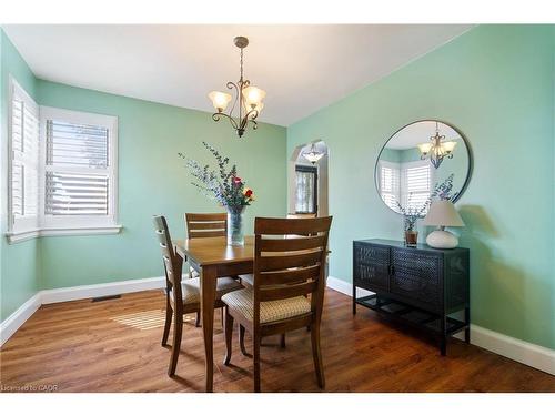3 Montrose Avenue, Hamilton, ON - Indoor Photo Showing Dining Room