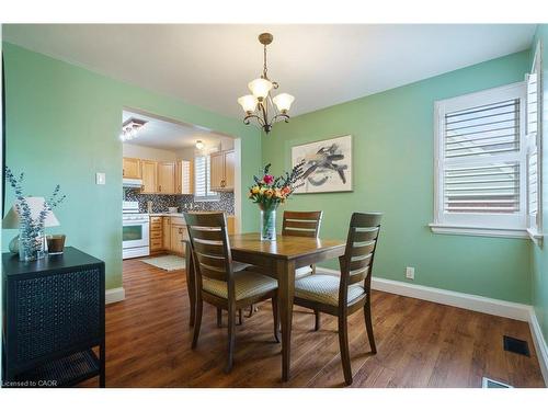 3 Montrose Avenue, Hamilton, ON - Indoor Photo Showing Dining Room