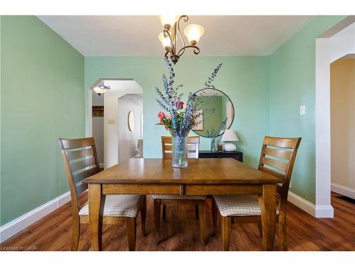 3 Montrose Avenue, Hamilton, ON - Indoor Photo Showing Dining Room