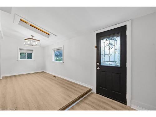 2 Griffin Street, Waterdown, ON - Indoor Photo Showing Other Room
