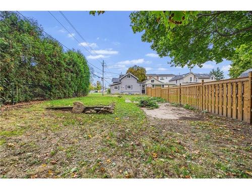2 Griffin Street, Waterdown, ON - Outdoor