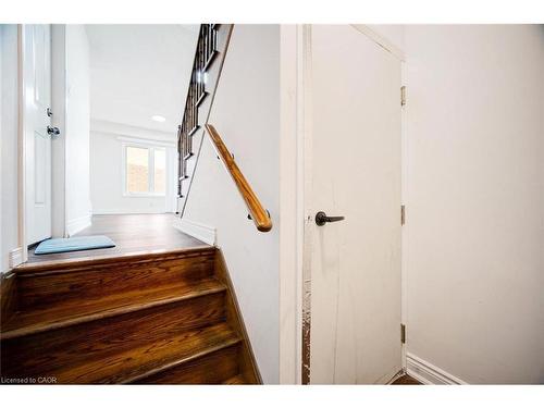 55 Longboat Run W, Brantford, ON - Indoor Photo Showing Other Room