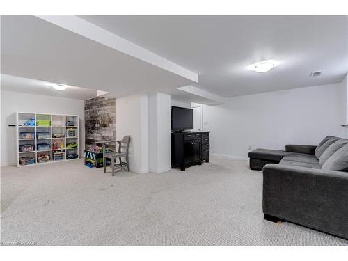 284 Walter Avenue N, Hamilton, ON - Indoor