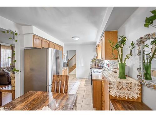 16 Jessica Street, Hamilton, ON - Indoor