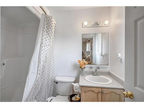 16 Jessica Street, Hamilton, ON - Indoor Photo Showing Bathroom