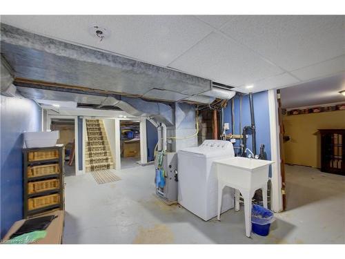 130 North Water Street, Mount Forest, ON - Indoor Photo Showing Laundry Room