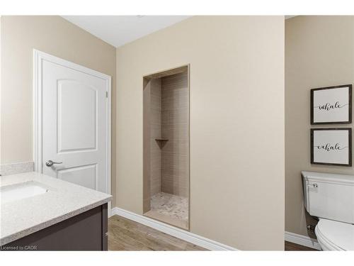 407 Mcbay Road, Brantford, ON - Indoor Photo Showing Bathroom