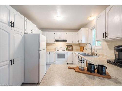16 Flamingo Drive, Hamilton, ON - Indoor Photo Showing Kitchen With Double Sink