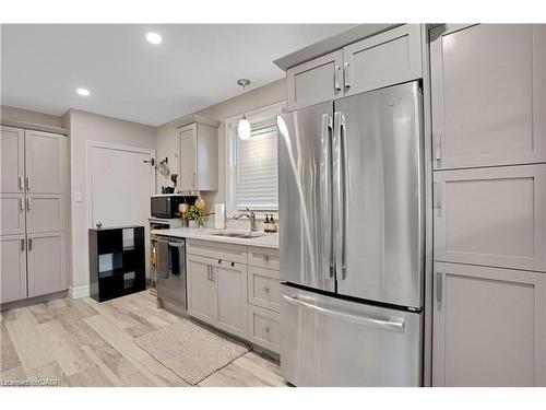 111 Franklin Street N, Kitchener, ON - Indoor Photo Showing Kitchen
