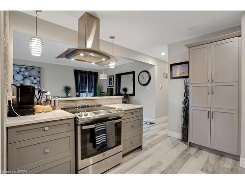 111 Franklin Street N, Kitchener, ON - Indoor Photo Showing Kitchen