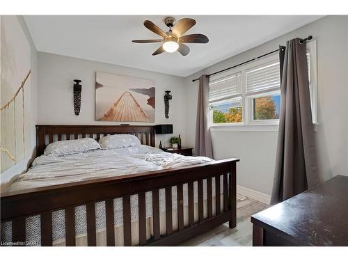 111 Franklin Street N, Kitchener, ON - Indoor Photo Showing Bedroom