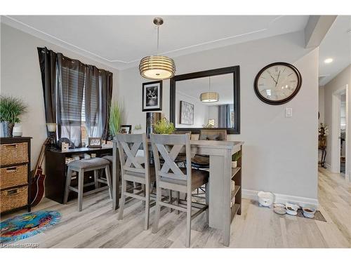 111 Franklin Street N, Kitchener, ON - Indoor Photo Showing Dining Room