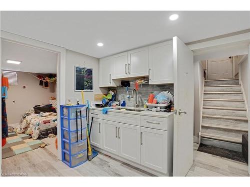 111 Franklin Street N, Kitchener, ON - Indoor