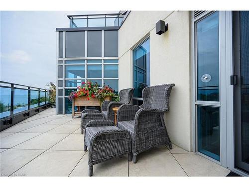 408-10 Concord Place, Grimsby, ON - Outdoor With Exterior