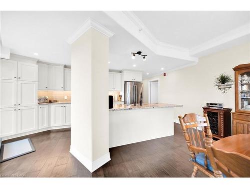 408-10 Concord Place, Grimsby, ON - Indoor