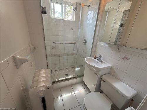 3-55 Barton Street W, Hamilton, ON - Indoor Photo Showing Bathroom