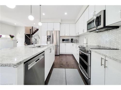 1155 Hamman Way, Milton, ON - Indoor Photo Showing Kitchen With Stainless Steel Kitchen With Upgraded Kitchen