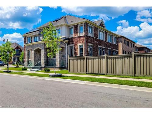 1155 Hamman Way, Milton, ON - Outdoor With Facade