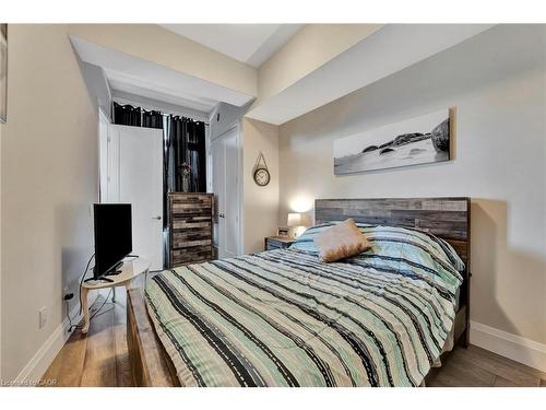 117-85B Morrell Street, Brantford, ON - Indoor Photo Showing Bedroom