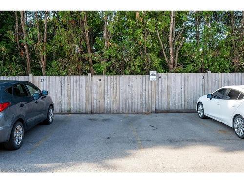 303-1212 Fennell Avenue E, Hamilton, ON - 