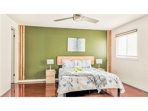 317 Bankside Drive, Kitchener, ON - Indoor Photo Showing Bedroom