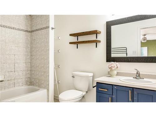 317 Bankside Drive, Kitchener, ON - Indoor Photo Showing Bathroom