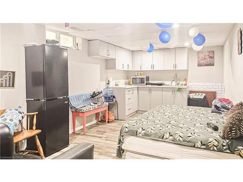 317 Bankside Drive, Kitchener, ON - Indoor Photo Showing Kitchen